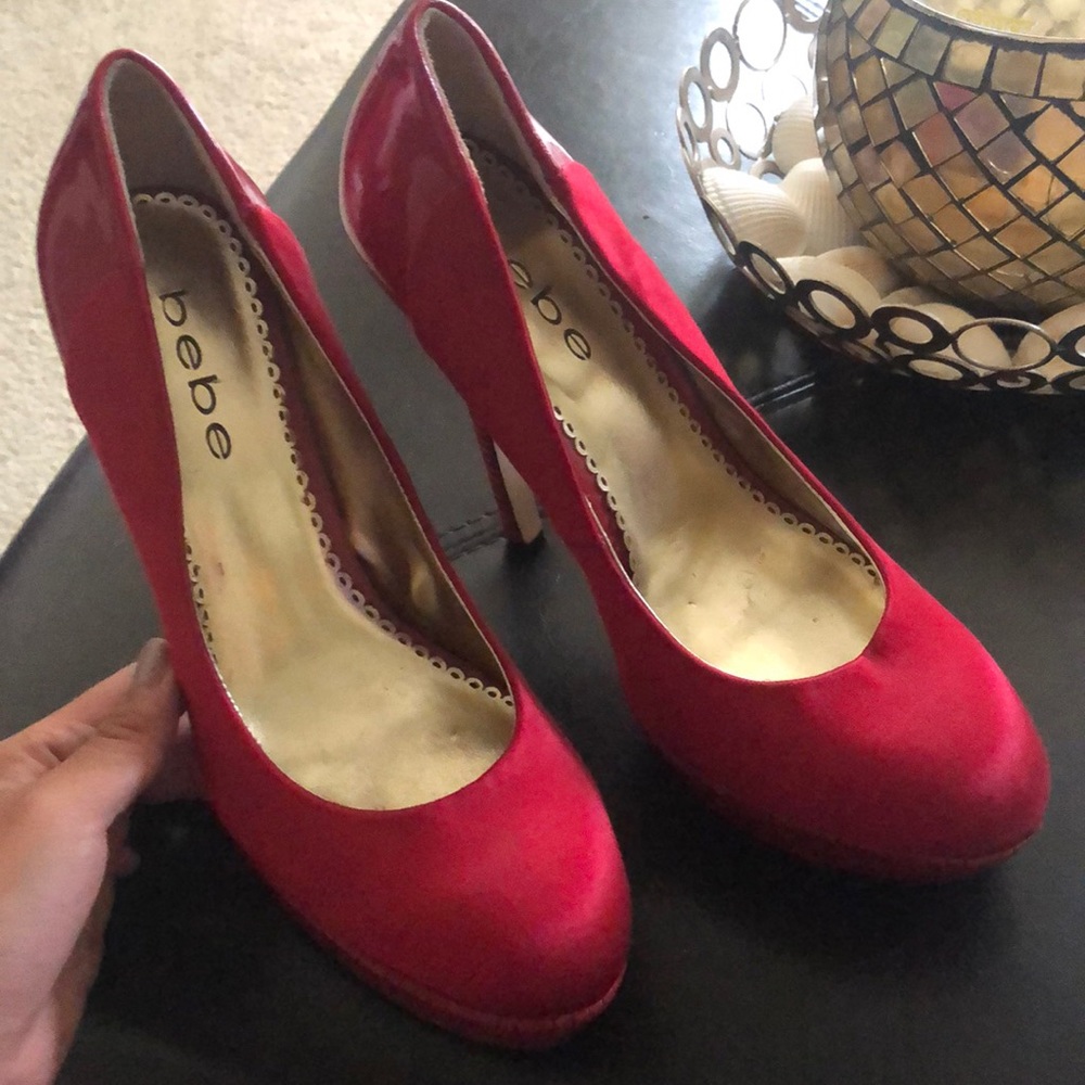 Bebe high heels size 8 worn only twice